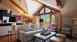 Three bedrooms residential suite, looking cozy