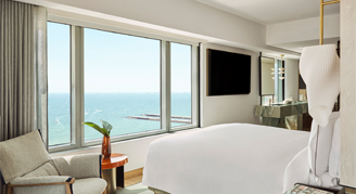 SKyline suit with white furniture