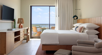 One-Bedroom Ocean-View Suite - One King Bed