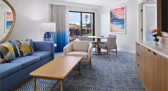 Signature One-Bedroom Pool-View Suite - One King Bed living room area