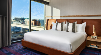 Champion Premium Corner Room - One King Bed