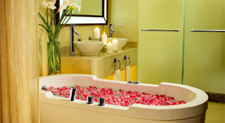 The soaking tub in the bathroom.