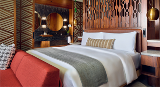 Ocean Panorama Guest Room with Plunge Pool King Bed