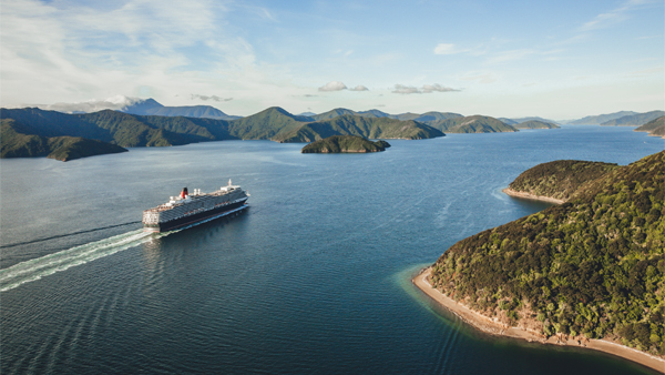 Queen Elizabeth ship image