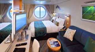 Image of a generic ocean-view stateroom.