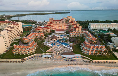 Crazy game with Antonio �� - Picture of Wyndham Grand Cancun All Inclusive  Resort & Villas - Tripadvisor